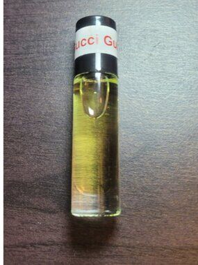 GUCCI Guilty Body oil